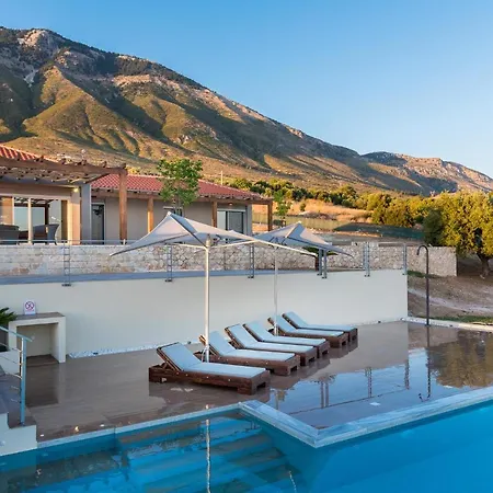 Blue Horizon With Private Pool & Sea View ヴィラ Plateies