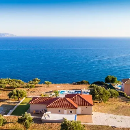 Blue Horizon With Private Pool & Sea View ヴィラ Plateies