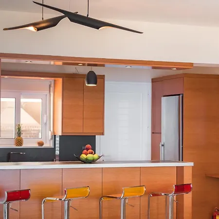 Blue Horizon With Private Pool & Sea View * Plateies